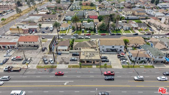 1021 W 101st Street, Los Angeles, CA 90044