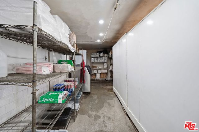 1021 W 101st Street, Los Angeles, CA 90044