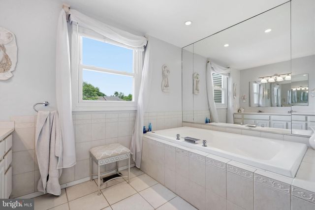 326 TALL MEADOW LN, Yardley, PA 19067