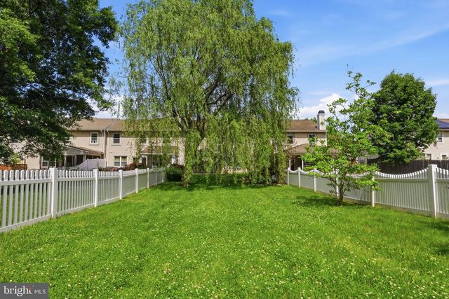 326 TALL MEADOW LN, Yardley, PA 19067