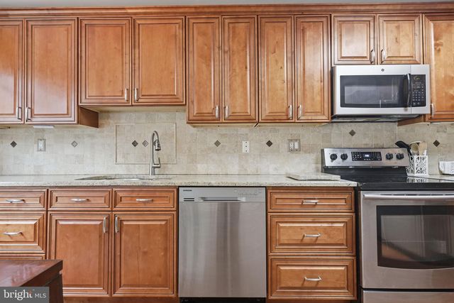 326 TALL MEADOW LN, Yardley, PA 19067