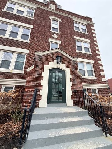 15 Newman Way 23, Arlington, MA 02476