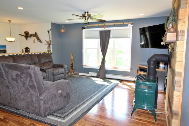 387 St. Albans Road, Swanton, VT 05488