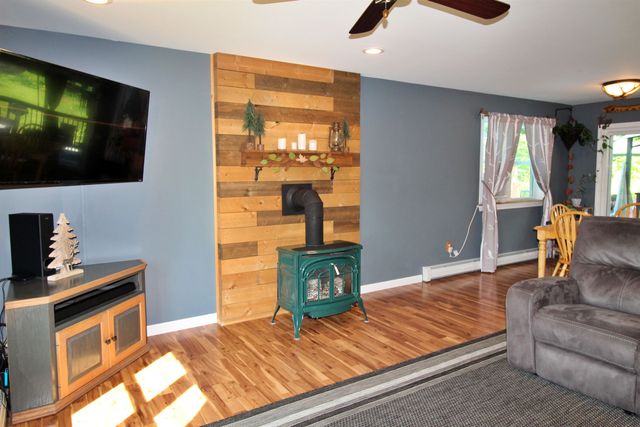 387 St. Albans Road, Swanton, VT 05488
