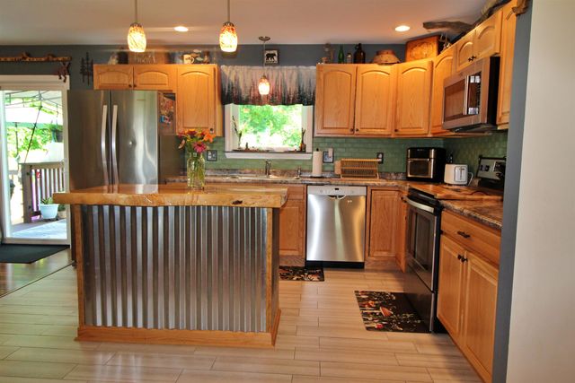387 St. Albans Road, Swanton, VT 05488