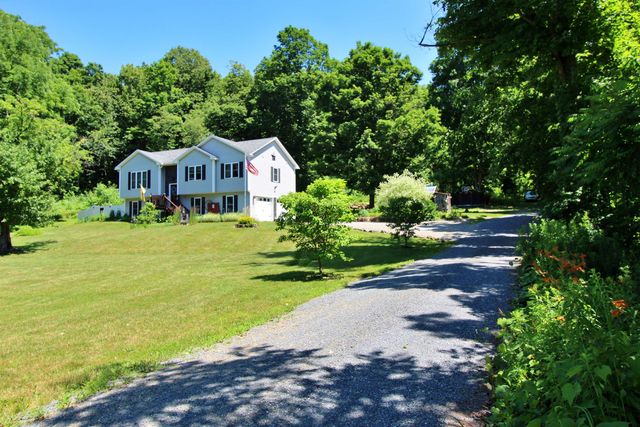 387 St. Albans Road, Swanton, VT 05488