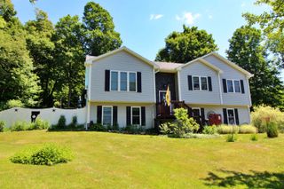 387 St. Albans Road, Swanton, VT 05488