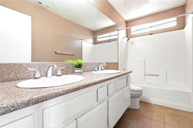 13368 Desert Primrose, Victorville, CA 92392