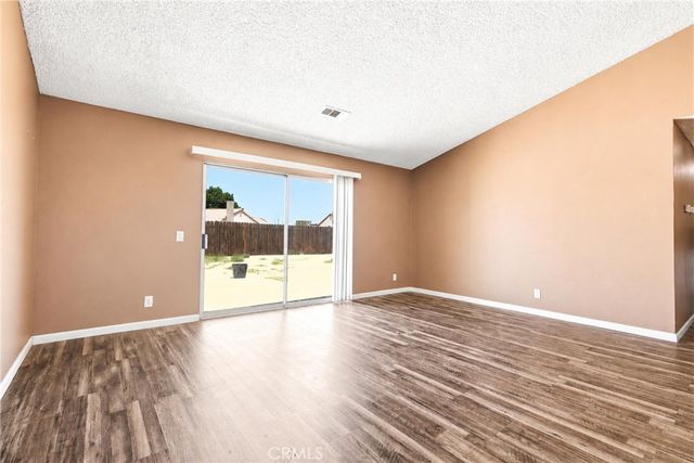 13368 Desert Primrose, Victorville, CA 92392