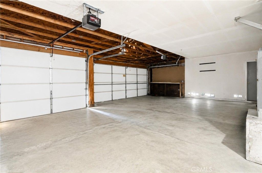 Image 21 of property listing at 13368 Desert Primrose, Victorville, CA 92392