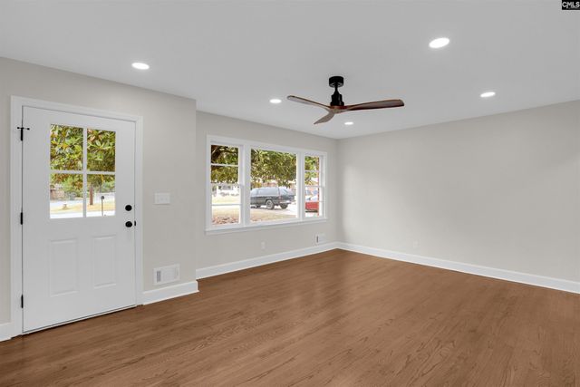 1462 Dahlia Road, Columbia, SC 29205