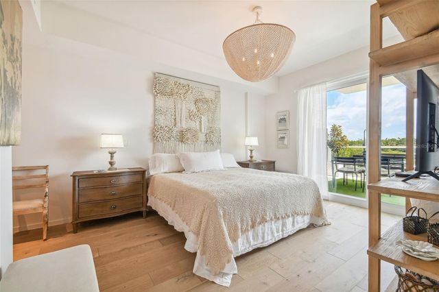 1020 SUNSET POINT ROAD 111, Clearwater, FL 33755