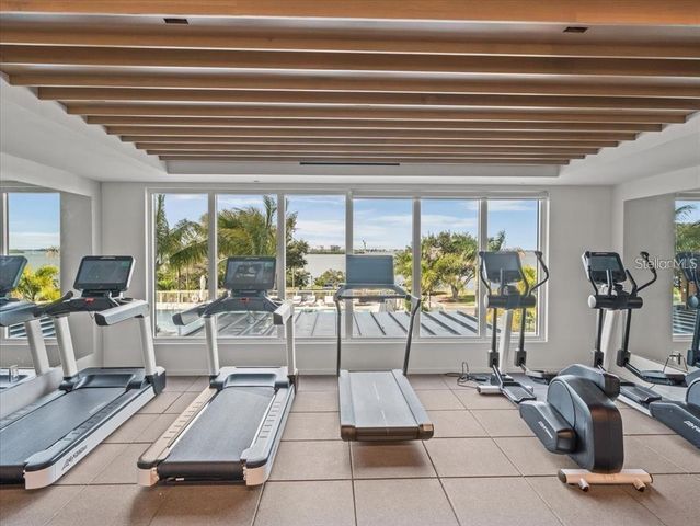 1020 SUNSET POINT ROAD 111, Clearwater, FL 33755