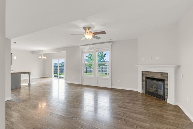 3504 DELWOOD DR, Columbia, MO 65202