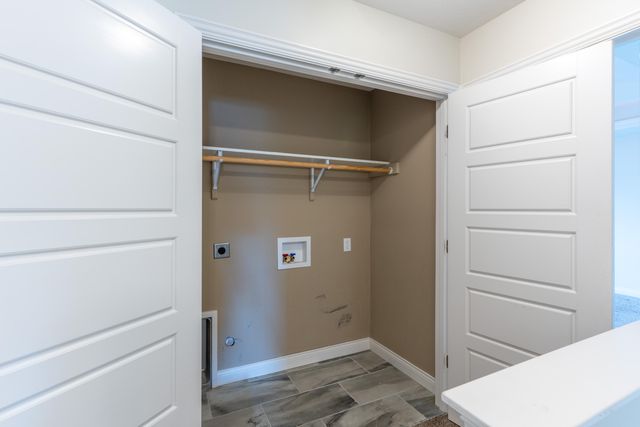 3504 DELWOOD DR, Columbia, MO 65202