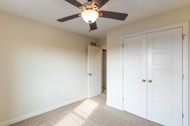3504 DELWOOD DR, Columbia, MO 65202