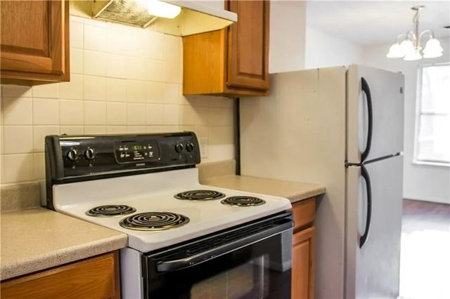 3115 and 3117 N Old Missouri Road, Fayetteville, AR 72703