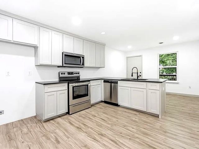 3115 and 3117 N Old Missouri Road, Fayetteville, AR 72703