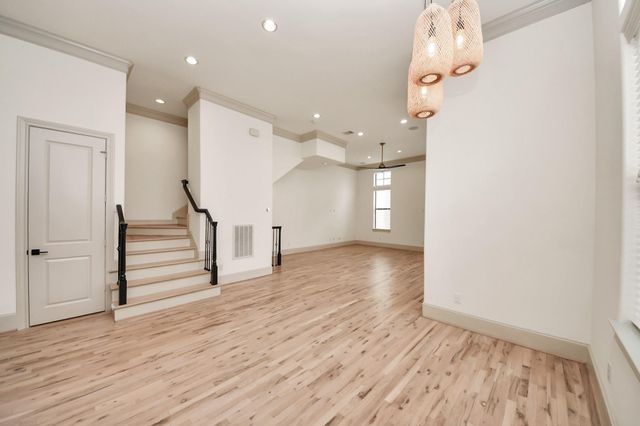 3229 Maxroy Street, Houston, TX 77008
