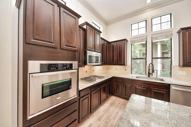 3229 Maxroy Street, Houston, TX 77008