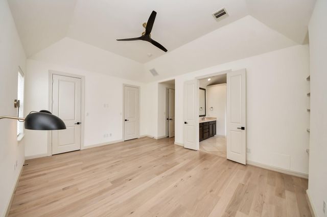 3229 Maxroy Street, Houston, TX 77008
