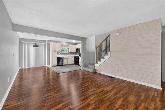 3529 NE Austin Drive, Lee's Summit, MO 64064