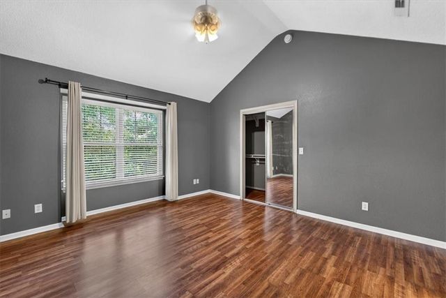 3529 NE Austin Drive, Lee's Summit, MO 64064