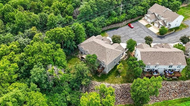 3529 NE Austin Drive, Lee's Summit, MO 64064