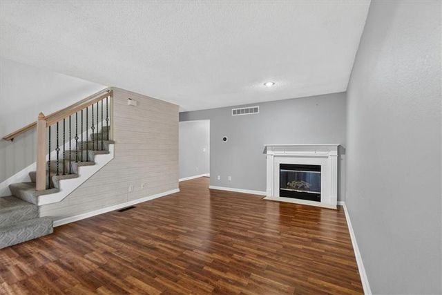 3529 NE Austin Drive, Lee's Summit, MO 64064