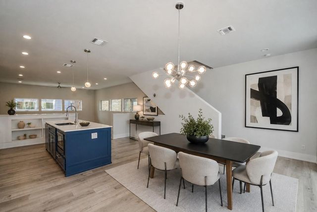 1905 Oakdale Street, Houston, TX 77004