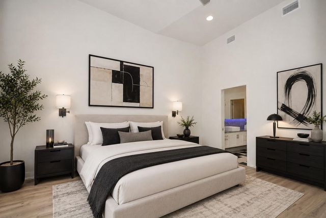 1905 Oakdale Street, Houston, TX 77004