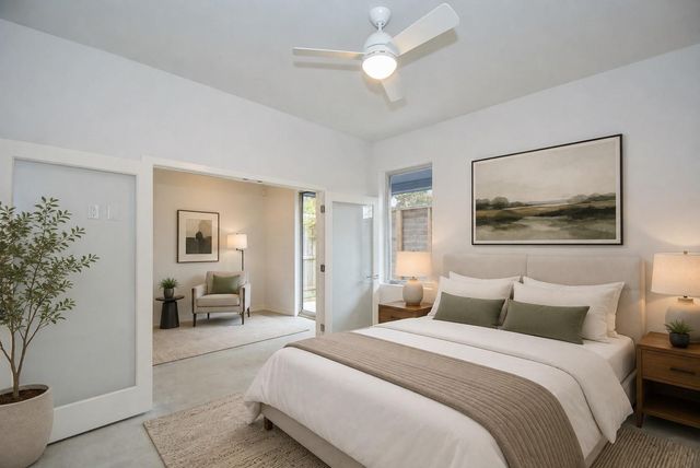 1905 Oakdale Street, Houston, TX 77004