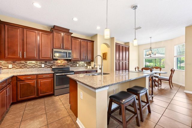 2651 CEDAR CREST DRIVE, Apopka, FL 32712