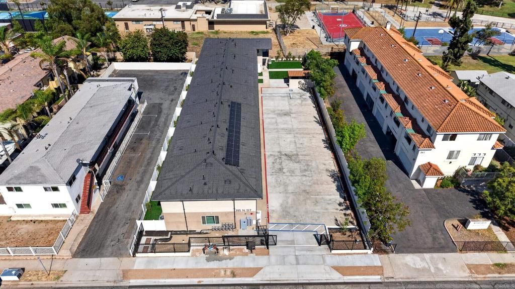 395 N 1St Street, El Cajon, CA 92021 — photo 2