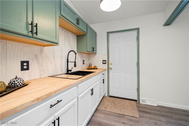 4543 Norfolk Avenue, Lorain, OH 44055