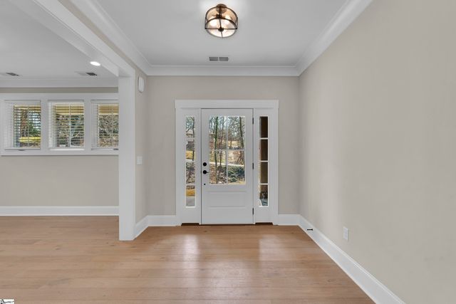 19 Arrow Head Road, Greenville, SC 29609