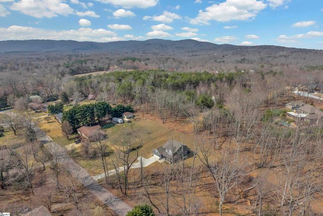 19 Arrow Head Road, Greenville, SC 29609