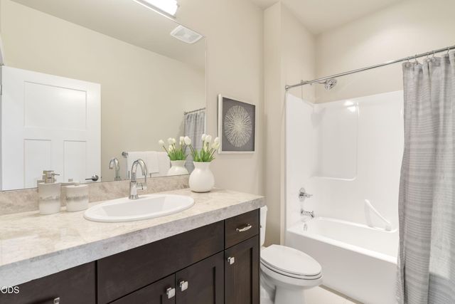 20693 SE Cougar Peak Drive, Bend, OR 97702