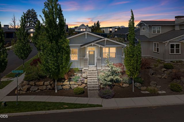 20693 SE Cougar Peak Drive, Bend, OR 97702