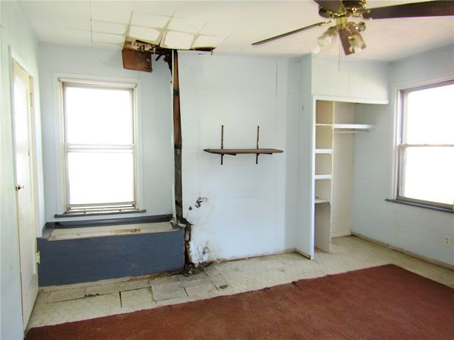 230 Mckinley St, Knoxville, PA 15210