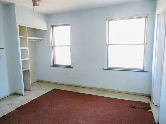 230 Mckinley St, Knoxville, PA 15210