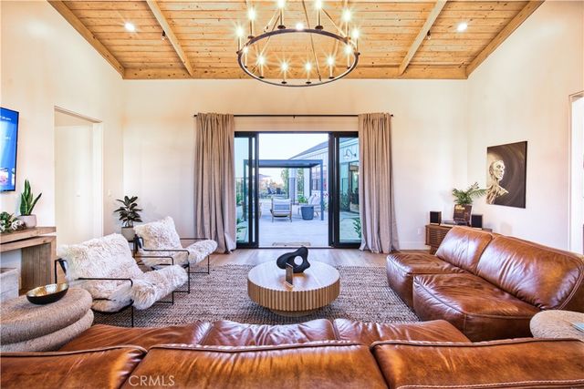 39241 Corte Venture, Temecula, CA 92592