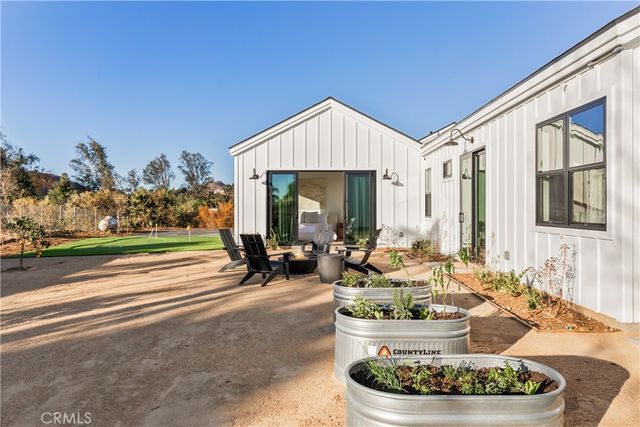 39241 Corte Venture, Temecula, CA 92592