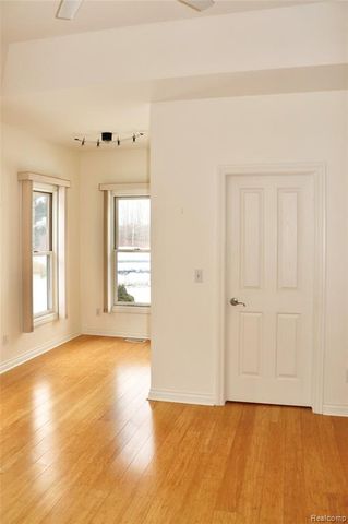 6273 Boulder Drive, Flushing, MI 48433