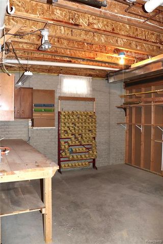 6273 Boulder Drive, Flushing, MI 48433