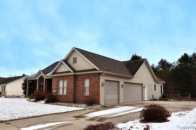 6273 Boulder Drive, Flushing, MI 48433