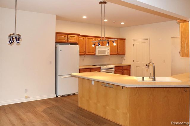 6273 Boulder Drive, Flushing, MI 48433