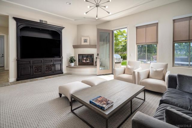 7425 Rancho Cabrillo Trail, San Diego, CA 92127