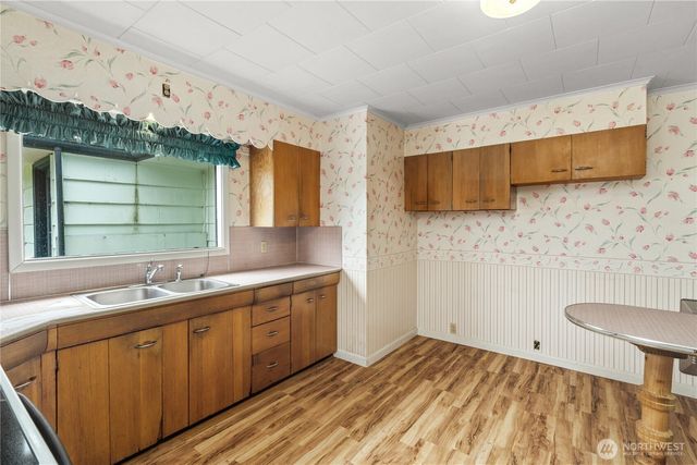 106 Jefferson Street, South Bend, WA 98586