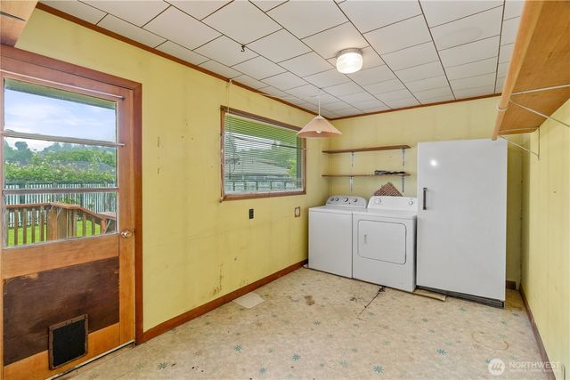 106 Jefferson Street, South Bend, WA 98586
